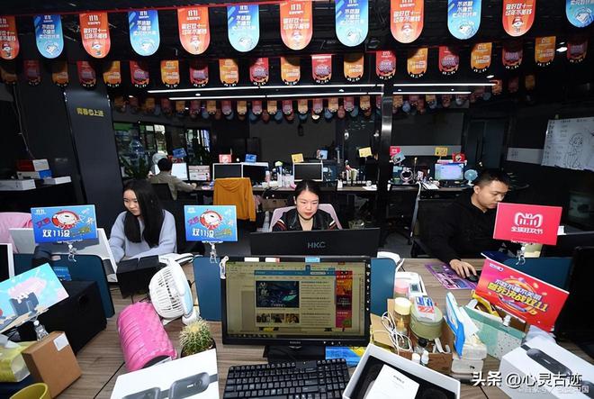 实体店没出路？人民日报怒批：死的不是实体店是20年不变经营脑(图9)