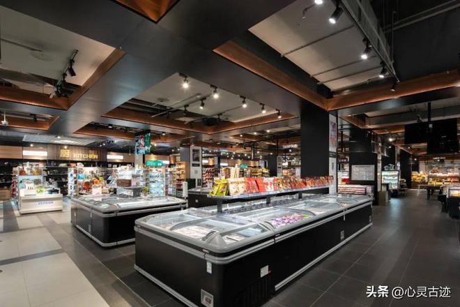 实体店没出路？人民日报怒批：死的不是实体店是20年不变经营脑(图24)