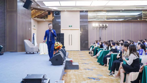 响应“跨境电商高质量发展”号召！财智通（跨境资源服务商）项目首发赋能企业品牌出海(图2)