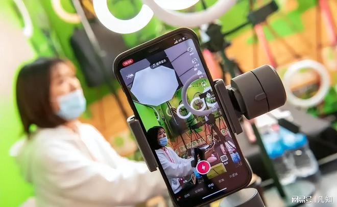 多位年销几十亿电商巨头倒下！直播暴富梦破大批商家陷生存困境(图3)