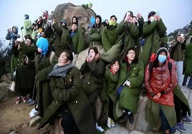 近三年双十一销售额对比23年113万亿24年144万亿25年呢？(图12)