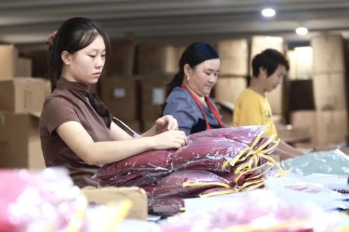 拼多多的一千亿花哪了？(图3)