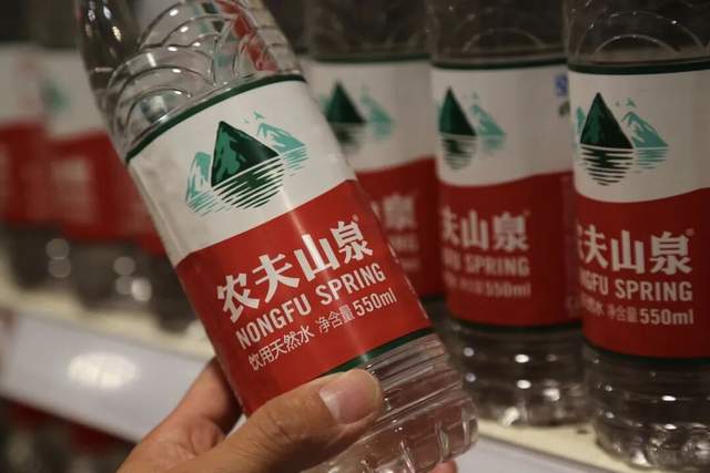 农夫山泉用“利润共享”终结内卷重塑实体零售的价值底座(图2)