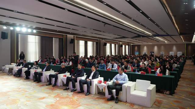 信阳邮政举办“跨境电商+信商出海”资源对接专场活动(图1)